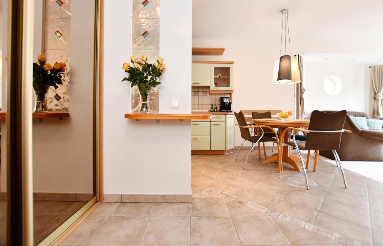 Apartament Porto Z Rowerami Gratis Kołobrzeg Esterno foto